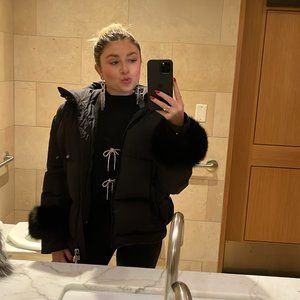 Meet your Posher, Kelsey